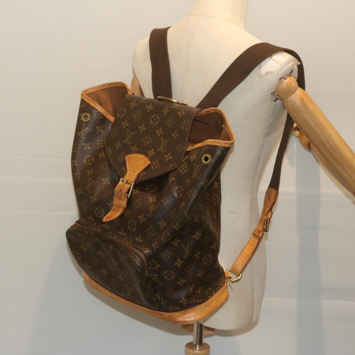 LOUIS VUITTON Monogram Montsouris GM Backpack M51135 LV 64159
