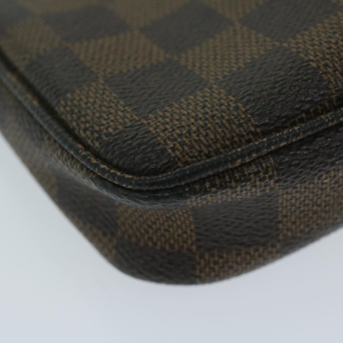 LOUIS VUITTON Damier Ebene Mini Pochette Accessoires Pouch N58009 LV 64171