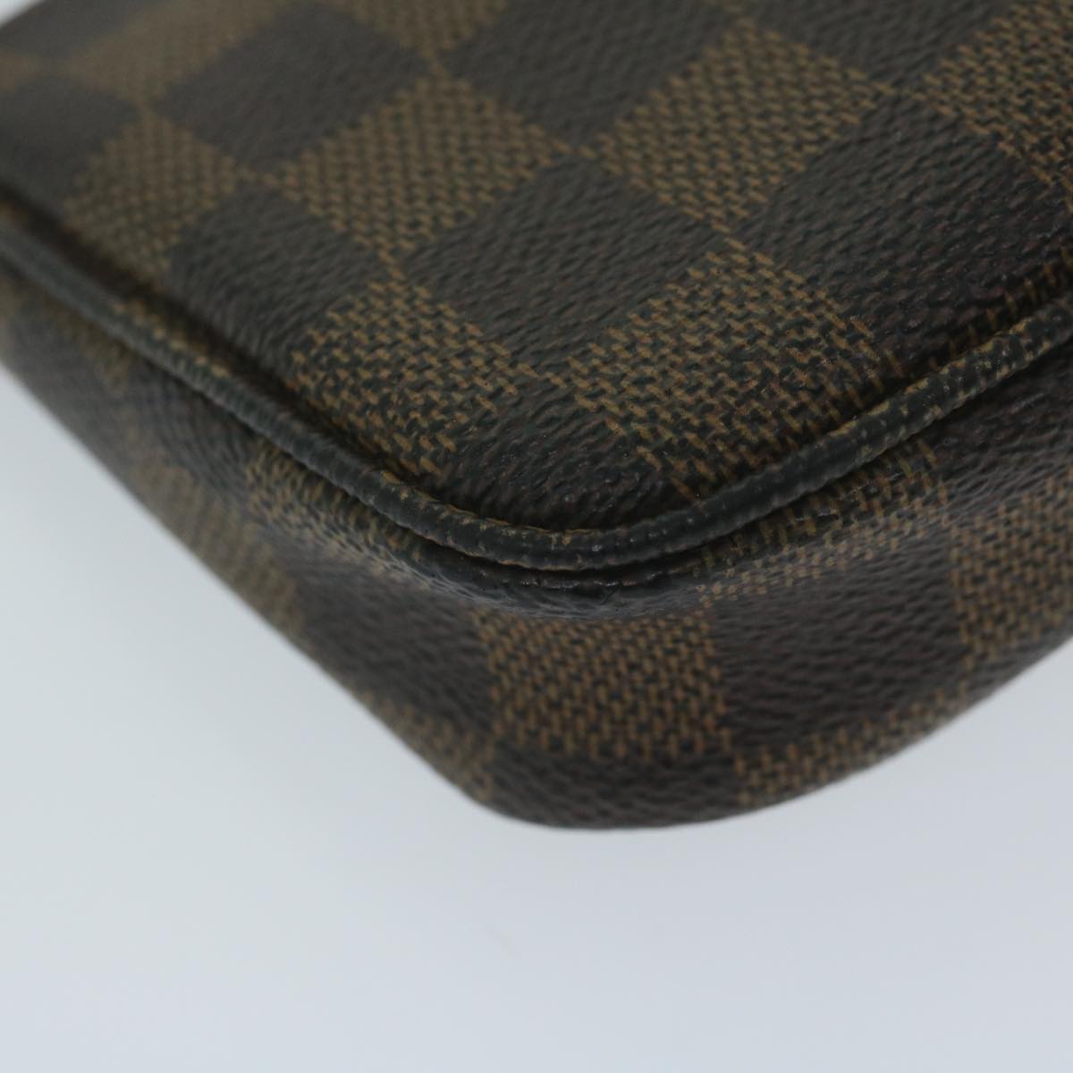 LOUIS VUITTON Damier Ebene Mini Pochette Accessoires Pouch N58009 LV 64171