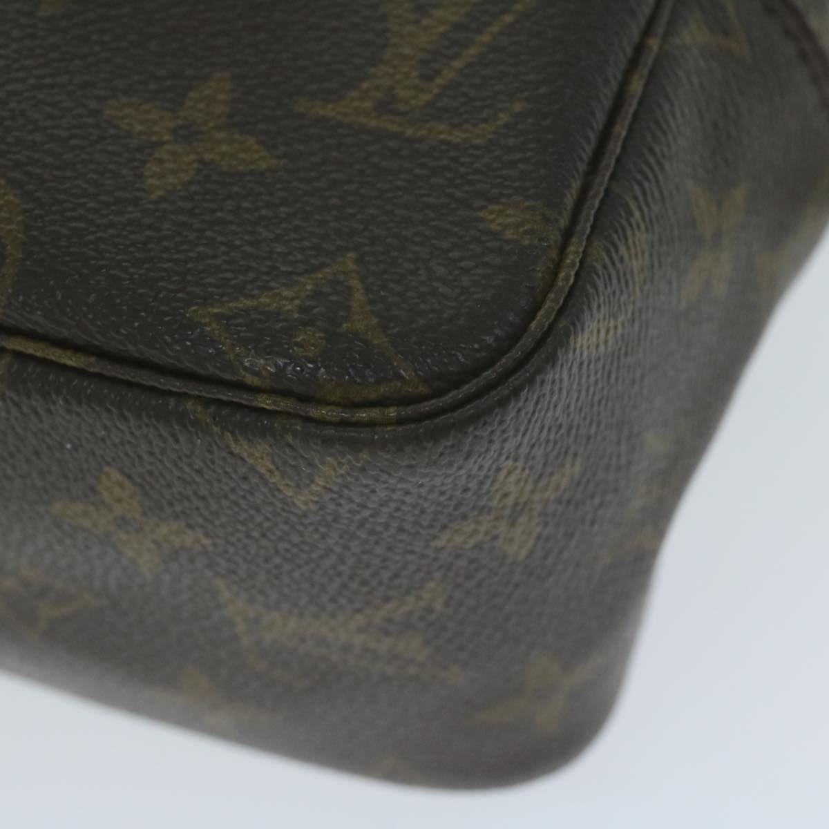 LOUIS VUITTON Monogram Trousse Toilette 28 Clutch Bag M47522 LV 64213