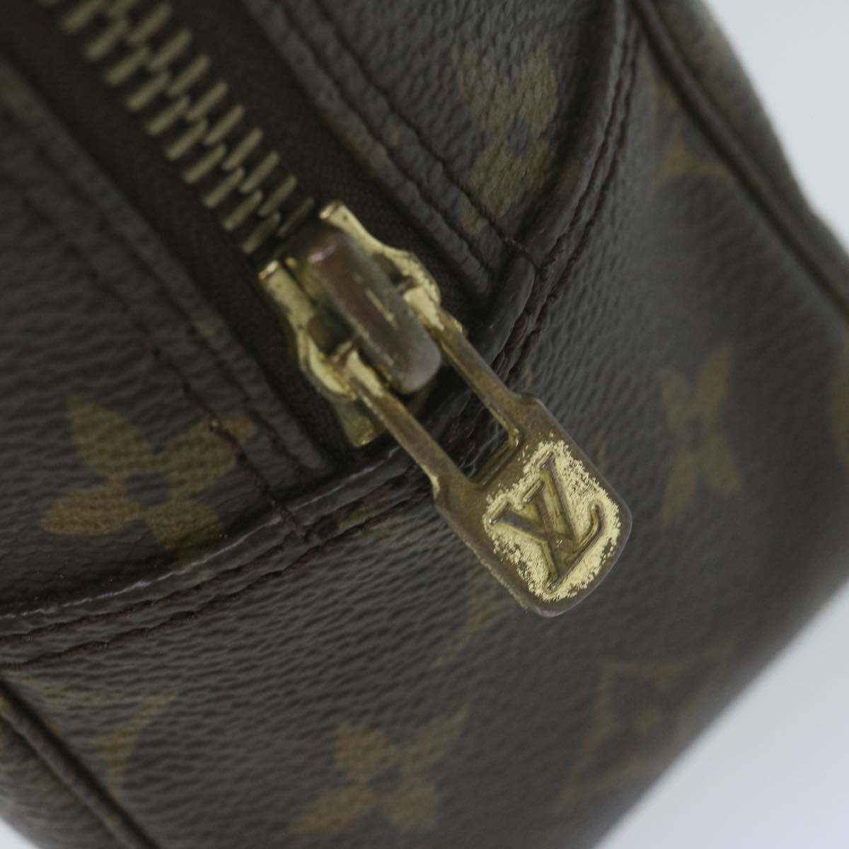 LOUIS VUITTON Monogram Trousse Toilette 28 Clutch Bag M47522 LV 64213