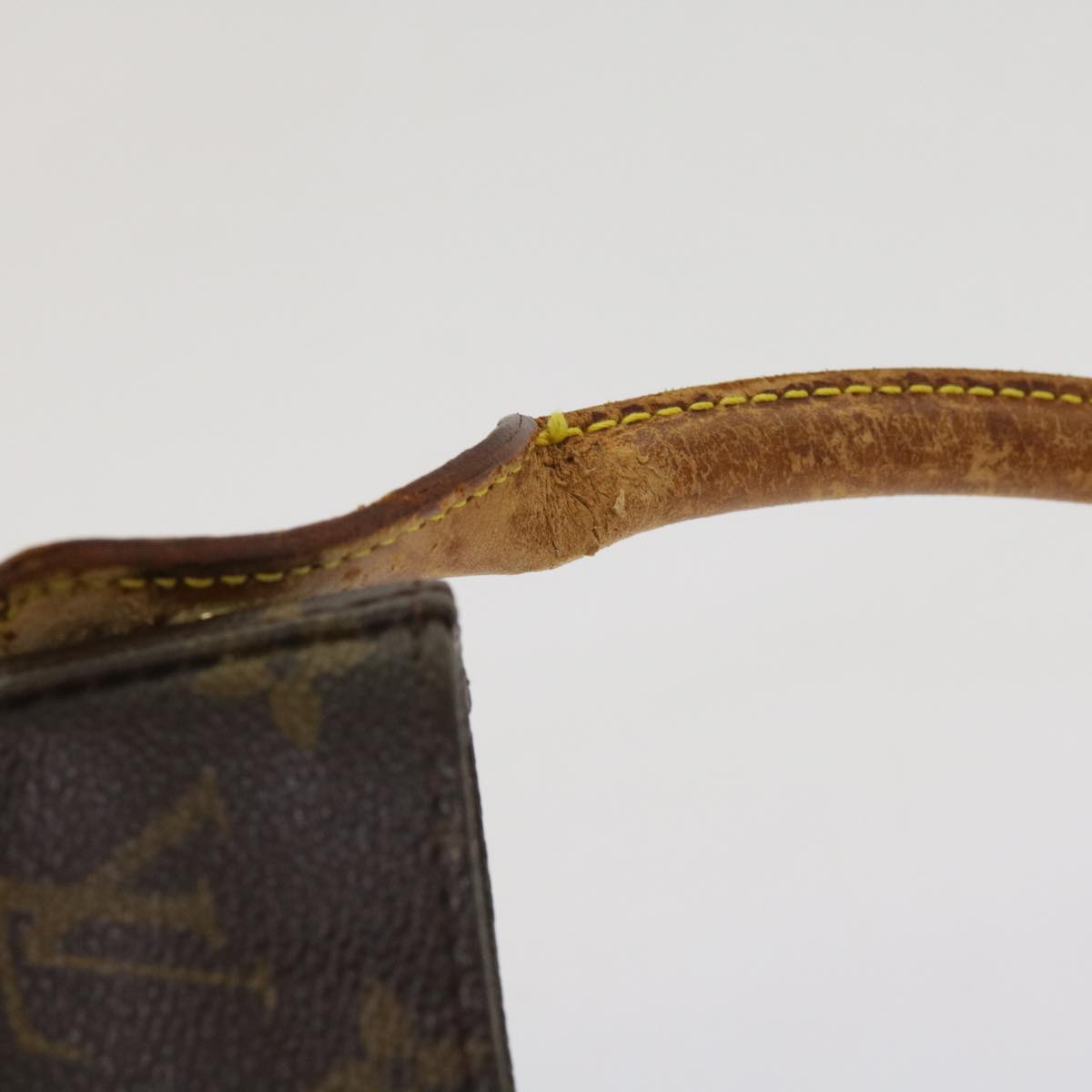 LOUIS VUITTON Monogram Looping GM Shoulder Bag M51145 LV 64252