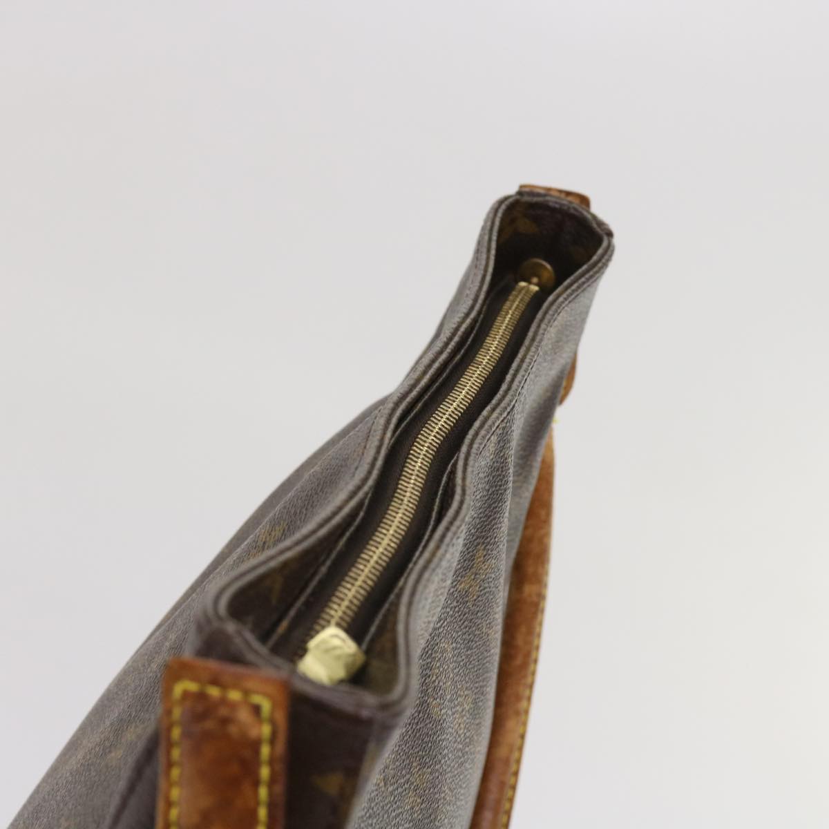 LOUIS VUITTON Monogram Looping GM Shoulder Bag M51145 LV 64252