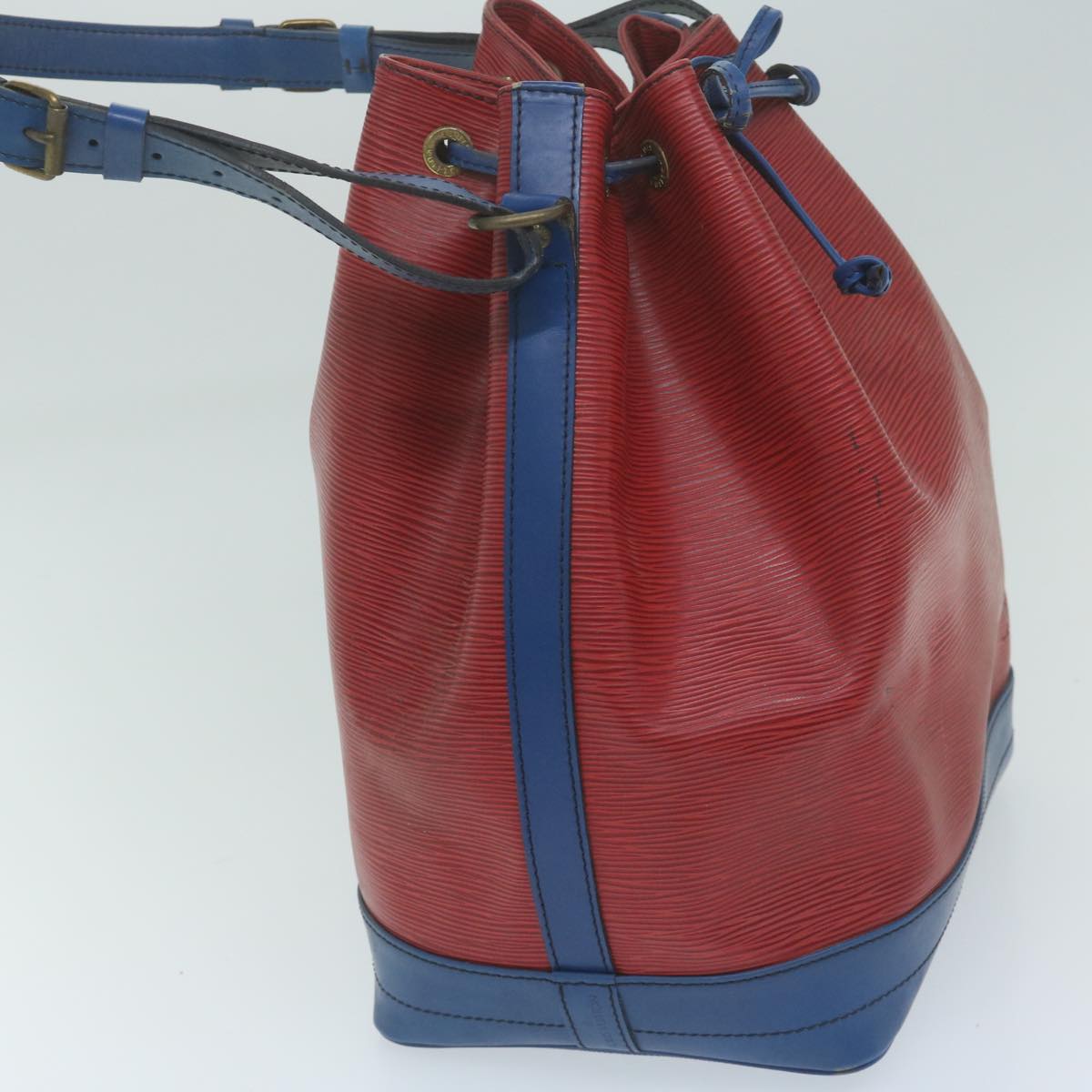 LOUIS VUITTON Epi Noe Shoulder Bag Bicolor Red Blue M44084 LV 64257