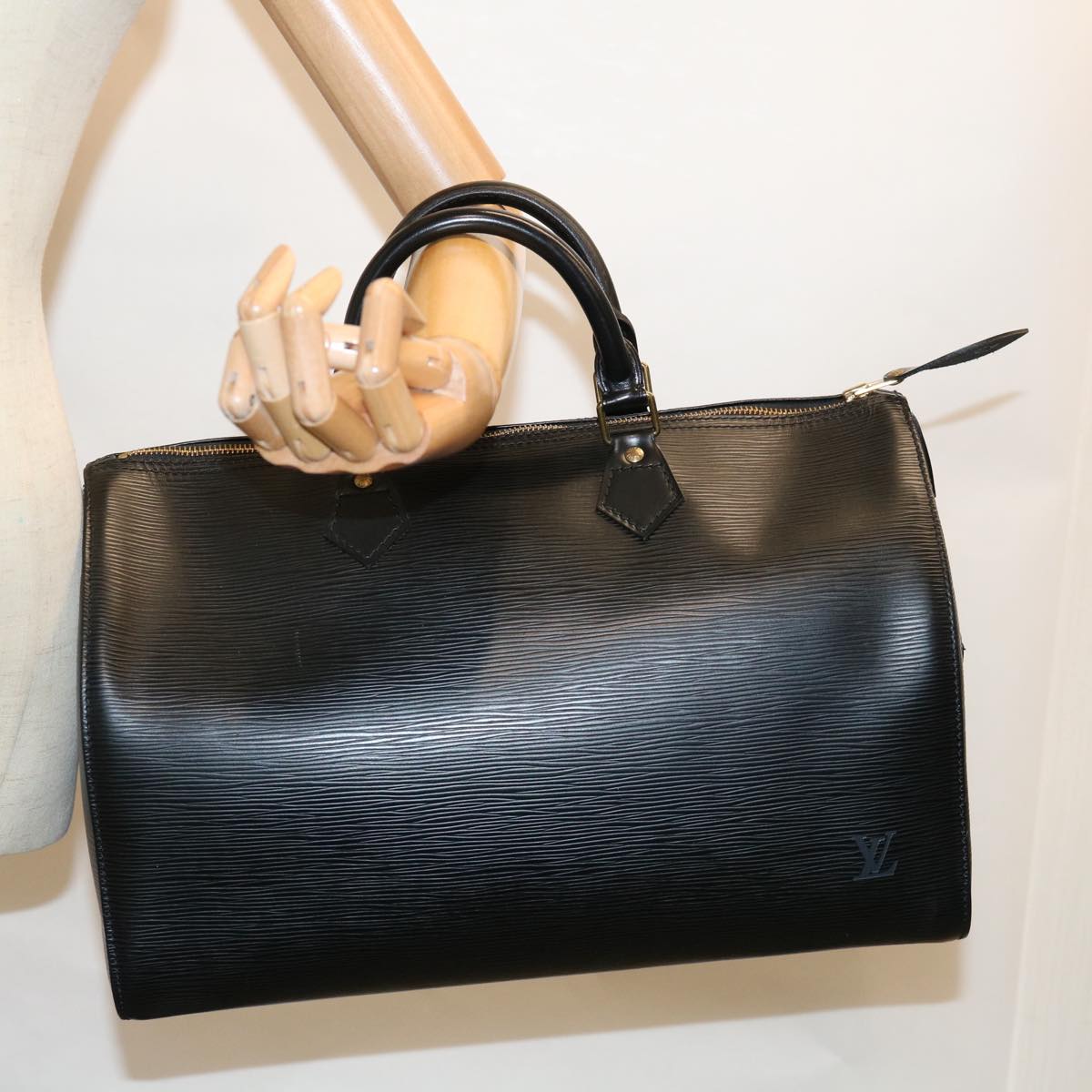 LOUIS VUITTON Epi Speedy 35 Hand Bag Black M42992 LV 64285