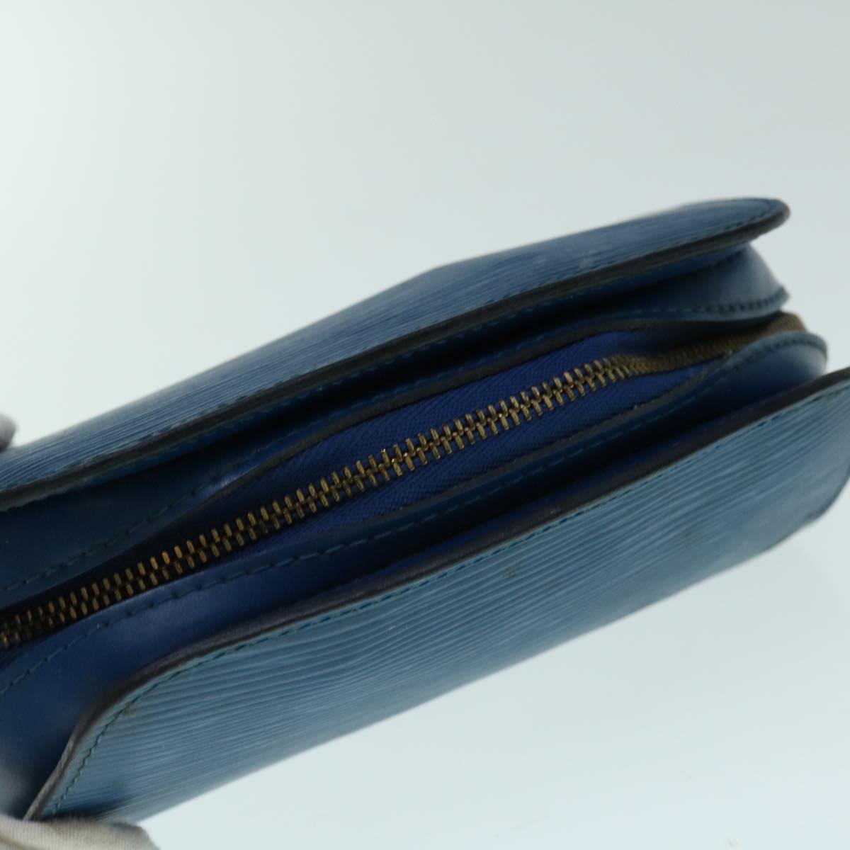 LOUIS VUITTON Epi Dauphine PM Pouch Blue M48445 LV 64292