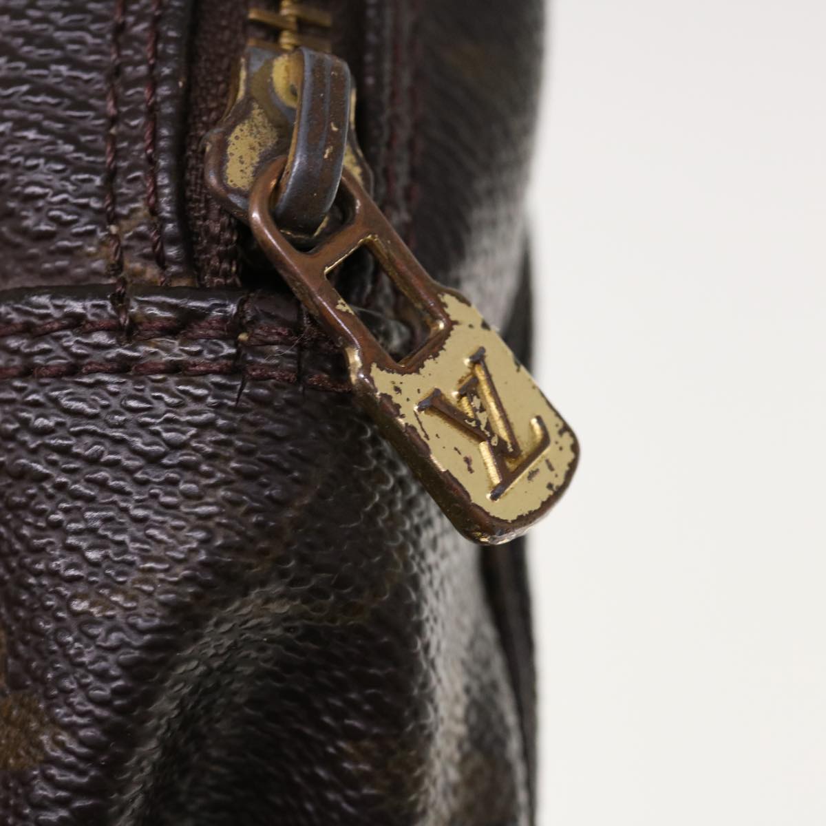 LOUIS VUITTON Monogram Trousse Toilette 23 Clutch Bag M47524 LV 64299