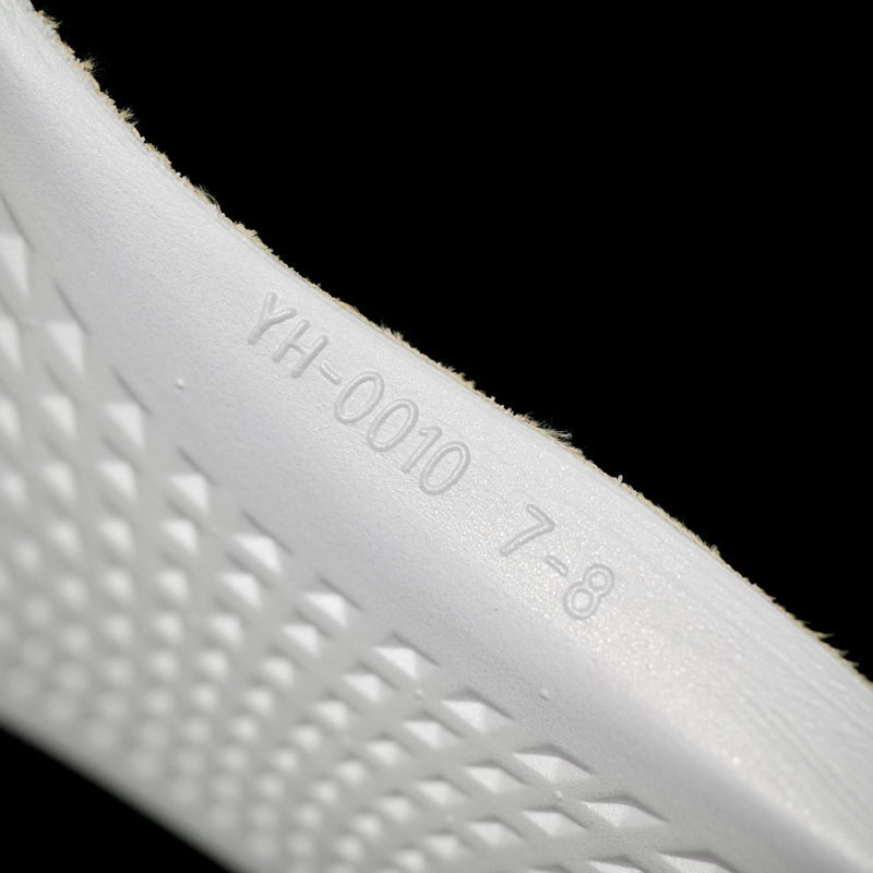 GLM - Yzy 350 MX Oat Tyrannosaurus Sneaker