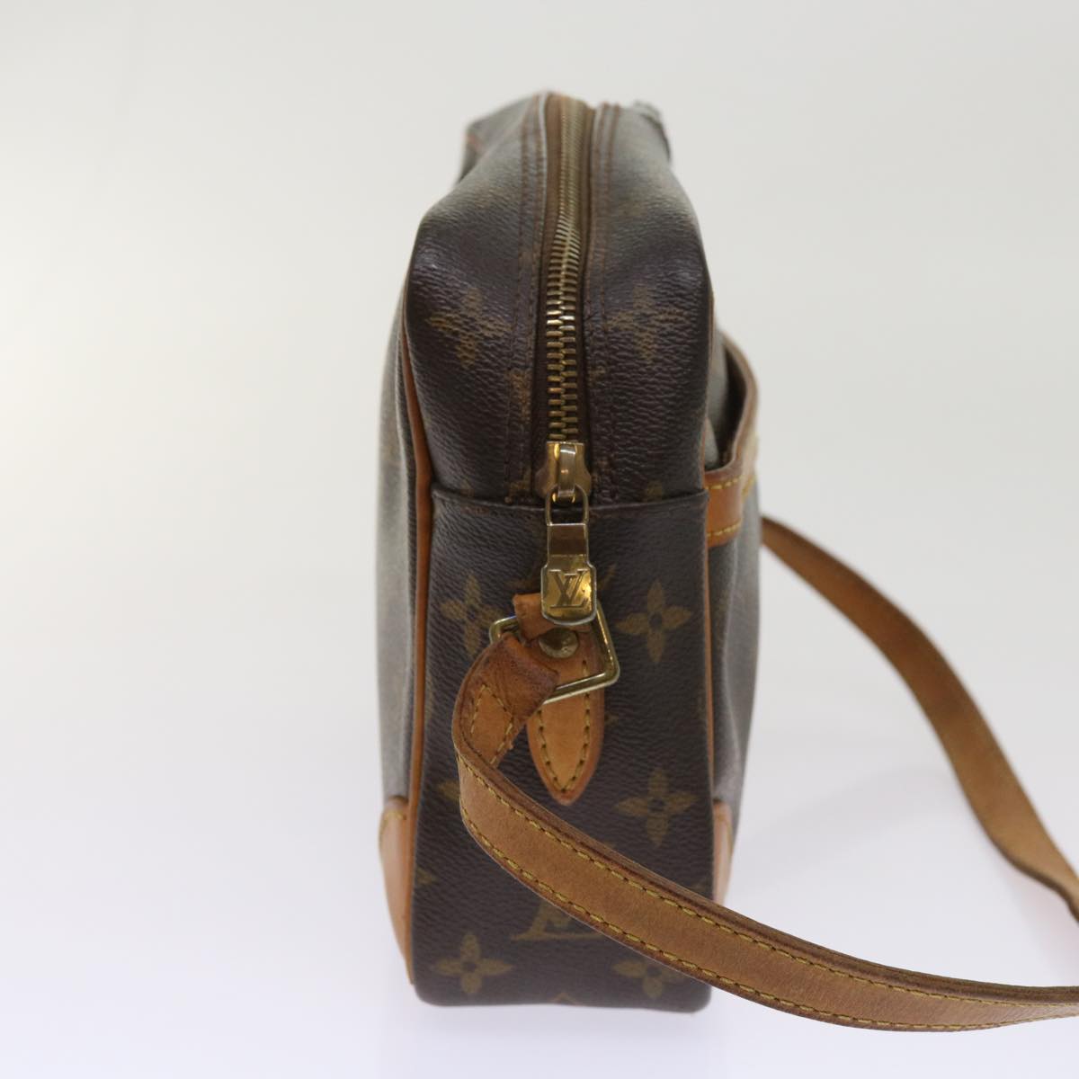 LOUIS VUITTON Monogram Trocadero 27 Shoulder Bag M51274 LV 64319