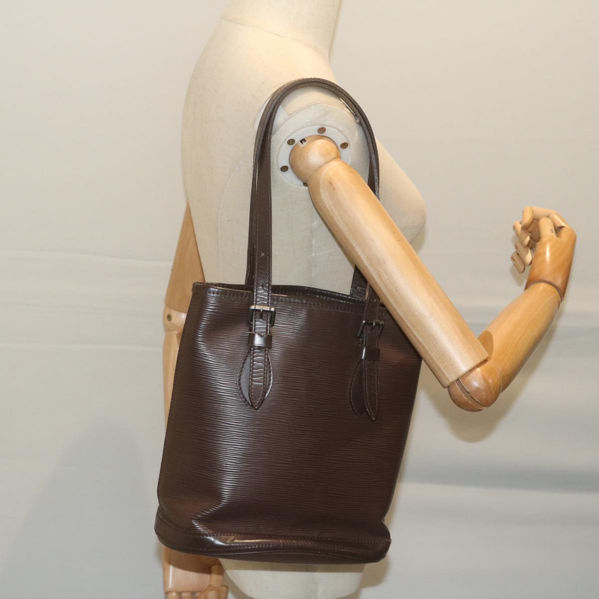 LOUIS VUITTON Epi Bucket PM Shoulder Bag Mocha M58990 LV 64343
