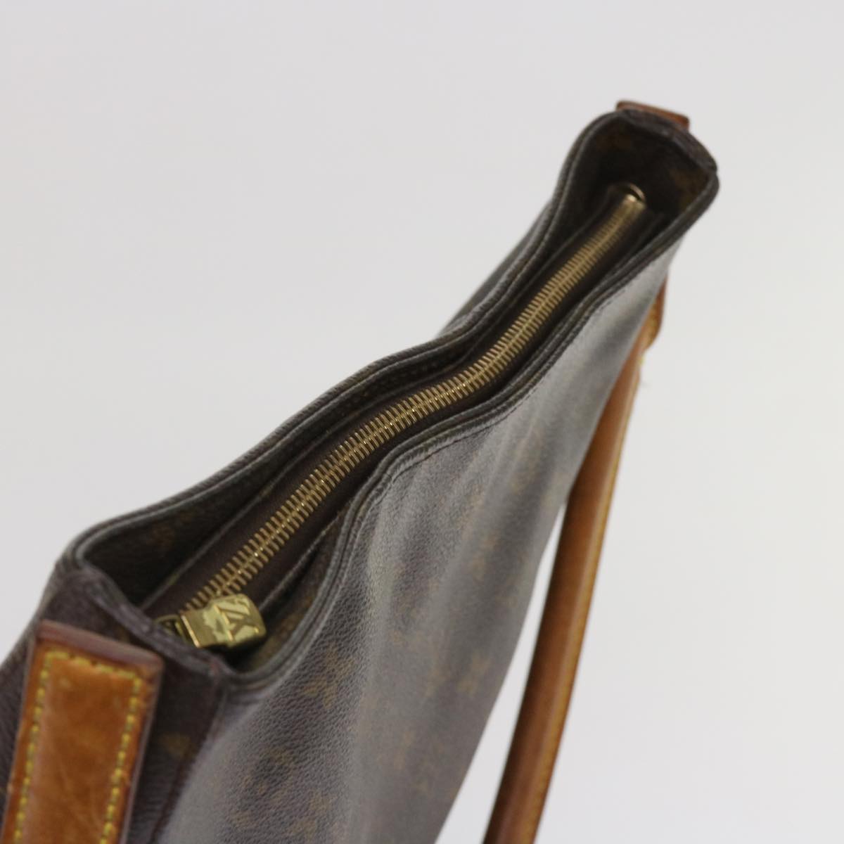 LOUIS VUITTON Monogram Looping GM Shoulder Bag M51145 LV 64352