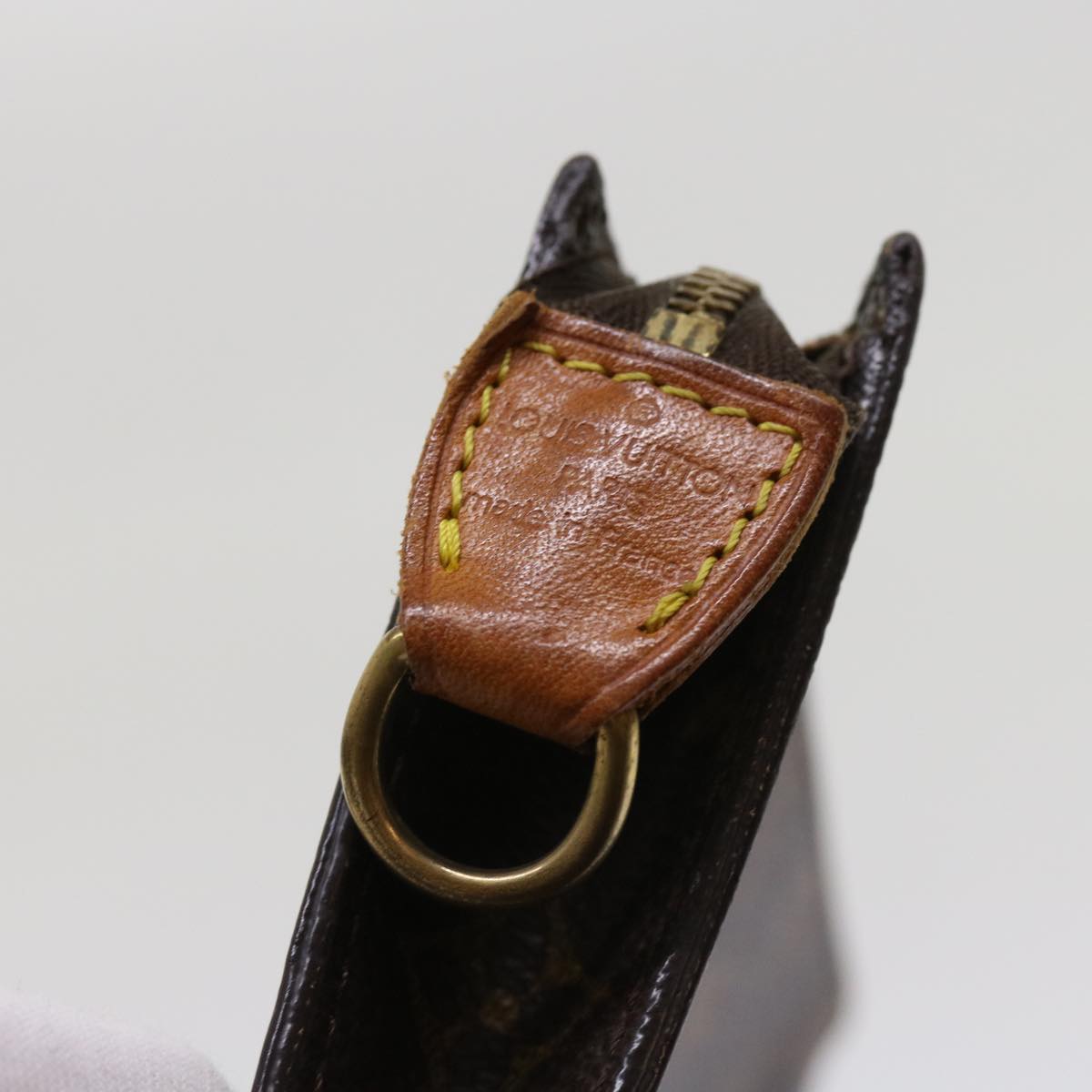 LOUIS VUITTON Monogram Bucket GM Pouch Accessory Pouch LV 64379