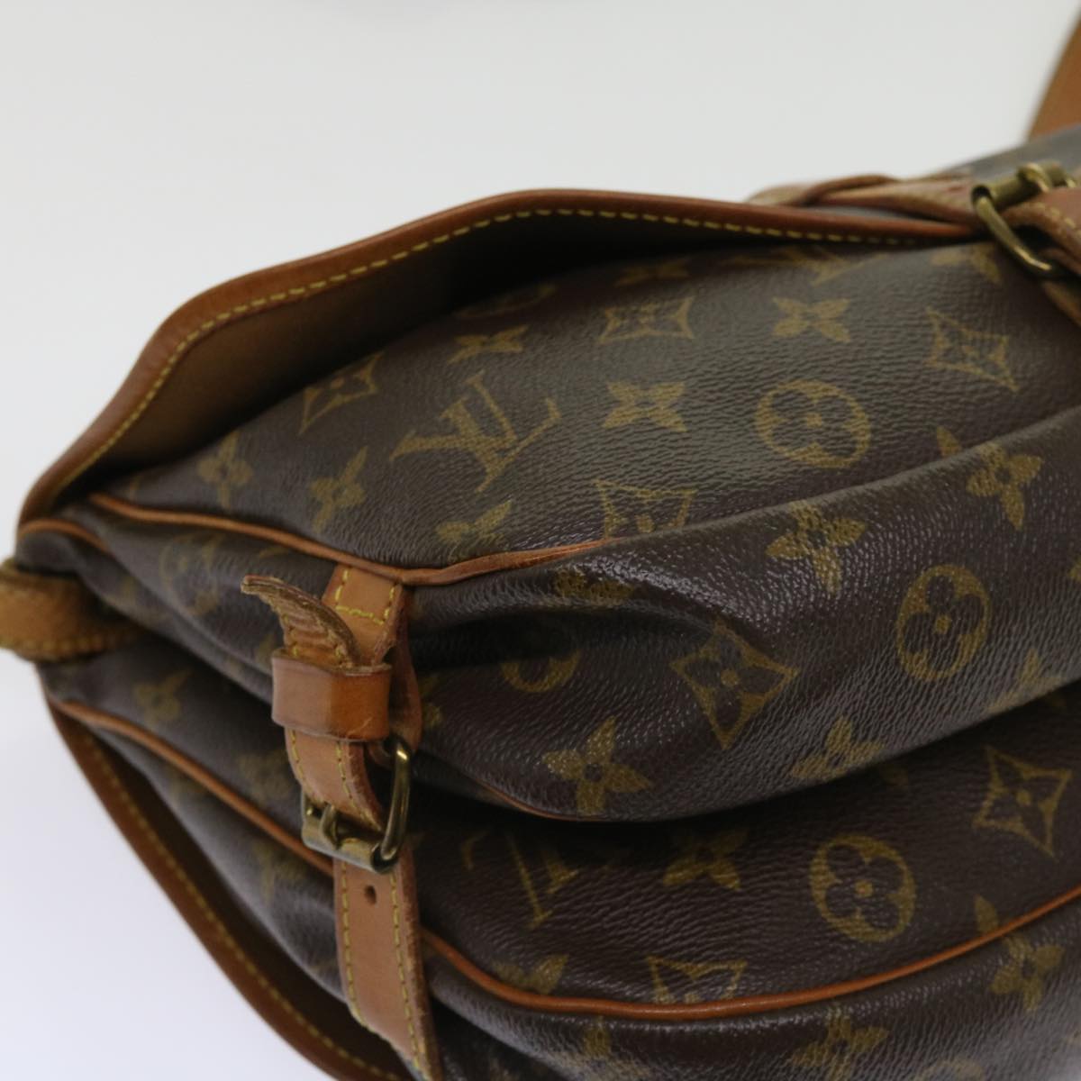 LOUIS VUITTON Monogram Saumur 30 Shoulder Bag M42256 LV 64409