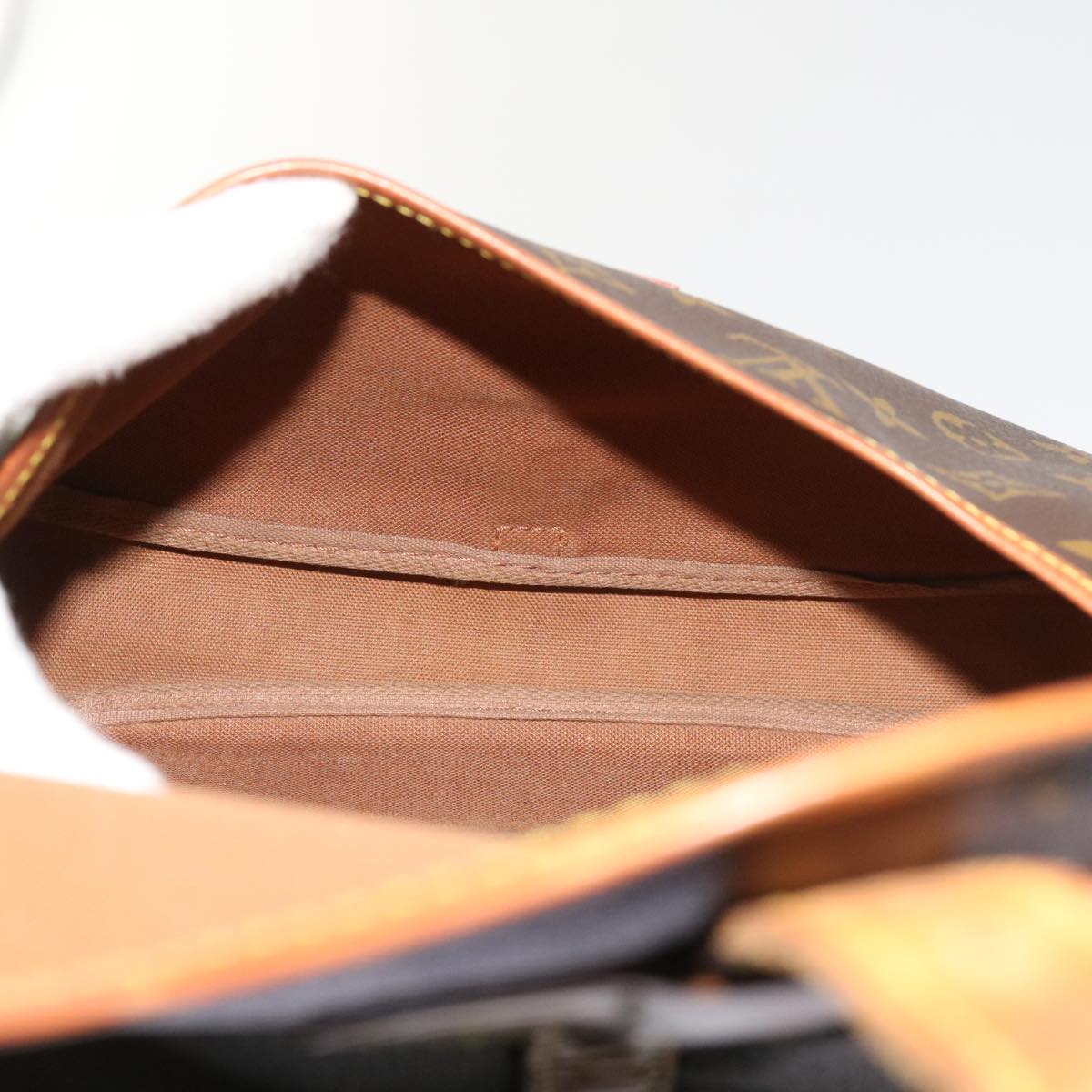 LOUIS VUITTON Monogram Saumur 30 Shoulder Bag M42256 LV 64409