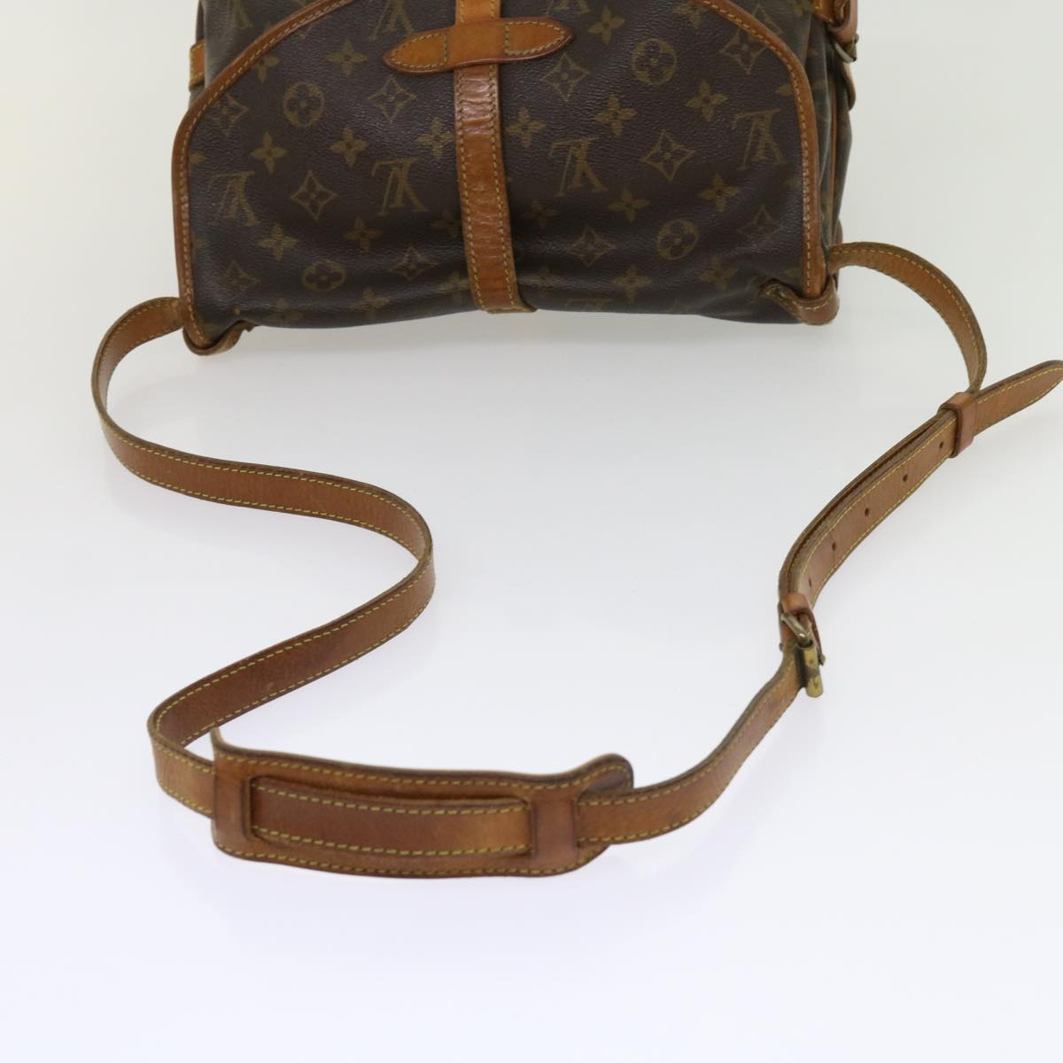LOUIS VUITTON Monogram Saumur 30 Shoulder Bag M42256 LV 64409