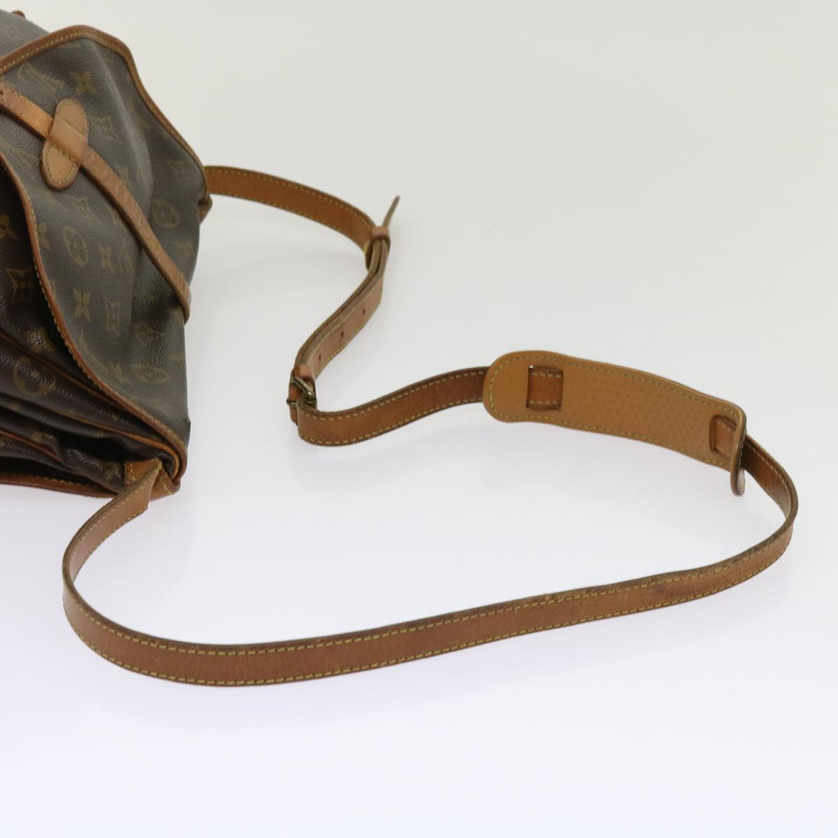 LOUIS VUITTON Monogram Saumur 30 Shoulder Bag M42256 LV 64409