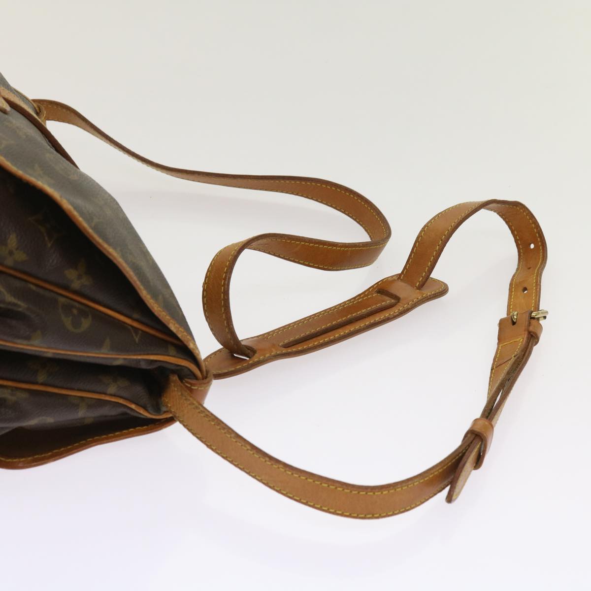 LOUIS VUITTON Monogram Saumur 30 Shoulder Bag M42256 LV 64412