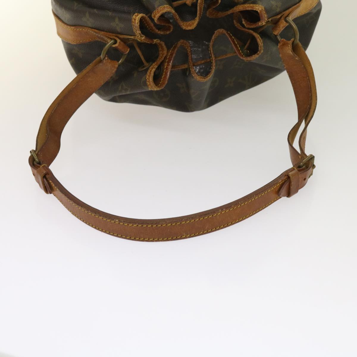 LOUIS VUITTON Monogram Noe Shoulder Bag M42224 LV 64419