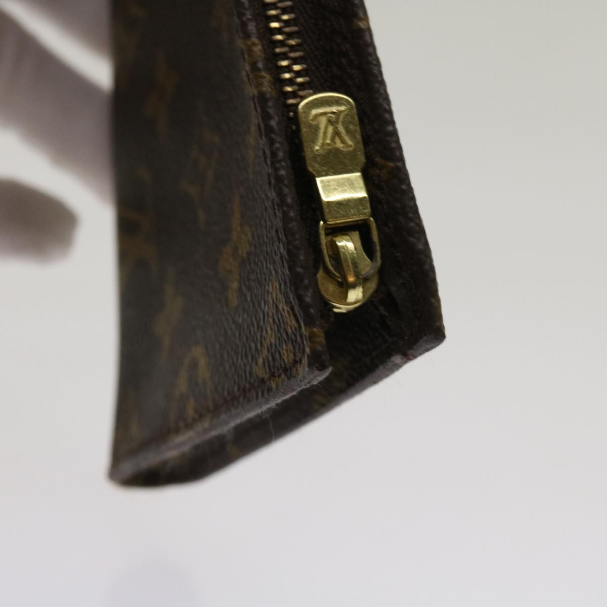 LOUIS VUITTON Monogram Bucket PM Pouch Accessory Pouch LV 64469