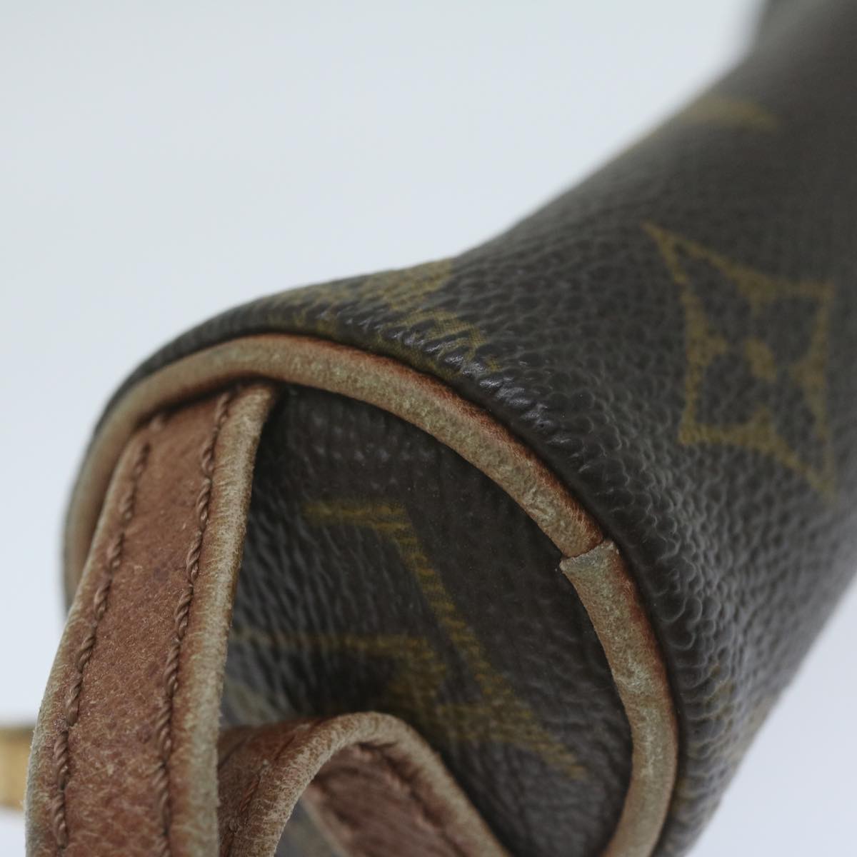 LOUIS VUITTON Monogram Etui 3 Ball de Golf Pouch M58249 LV 64521