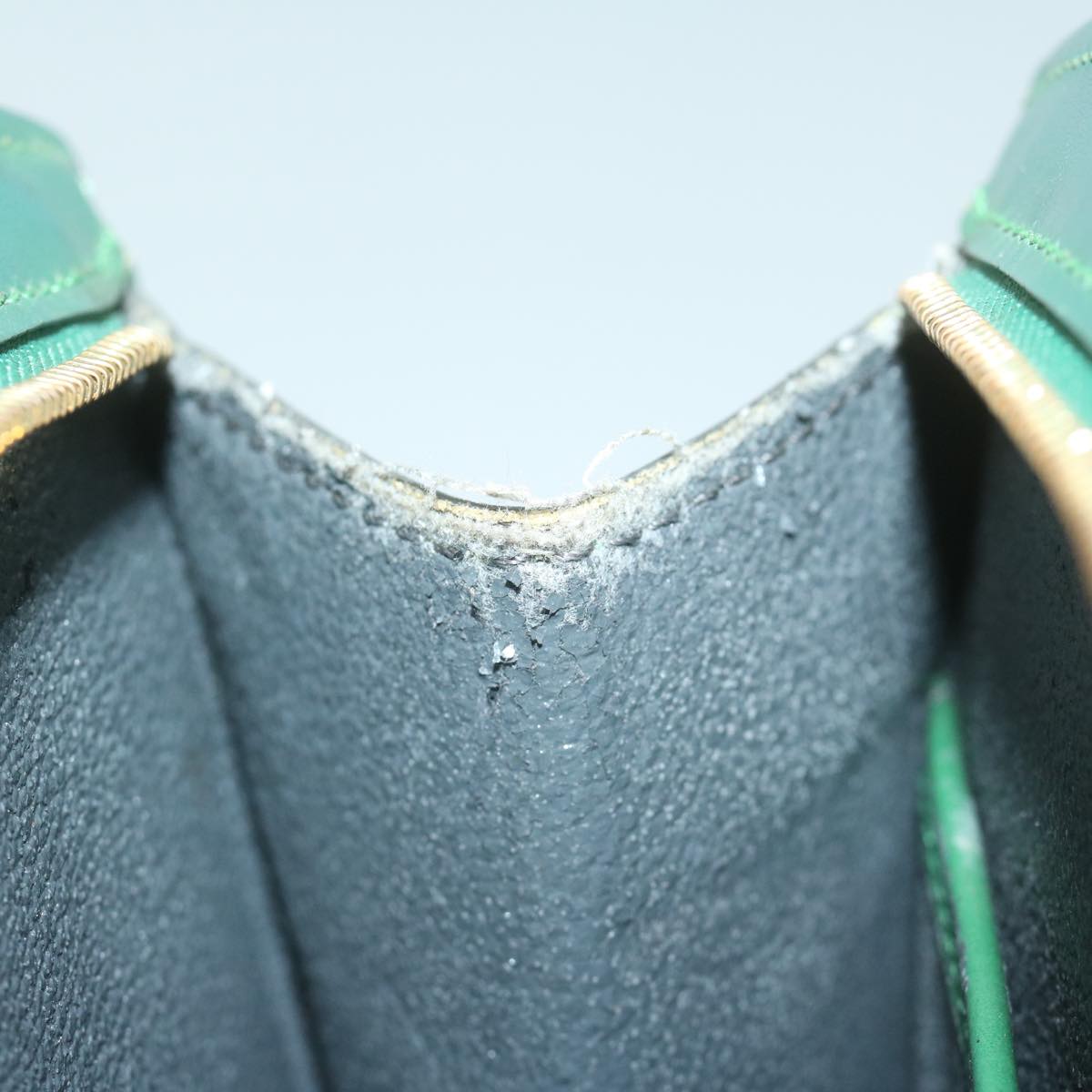LOUIS VUITTON Epi Trousse Crete Pouch Green M48404 LV 64529