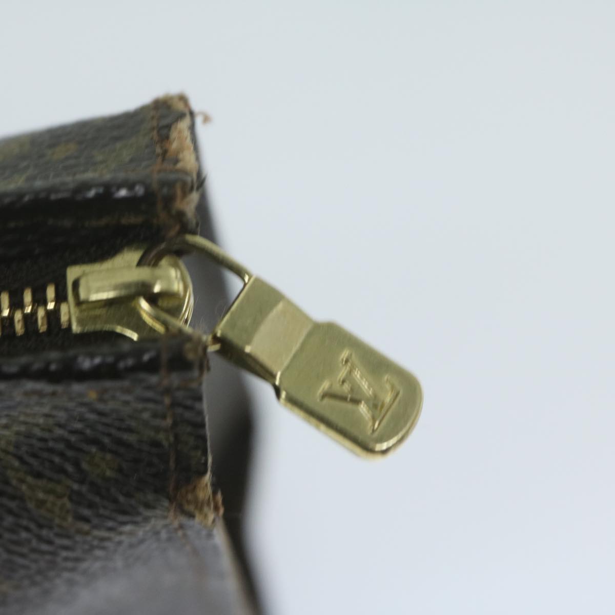 LOUIS VUITTON Monogram Poche Toilette 26 Pouch M47542 LV 64534