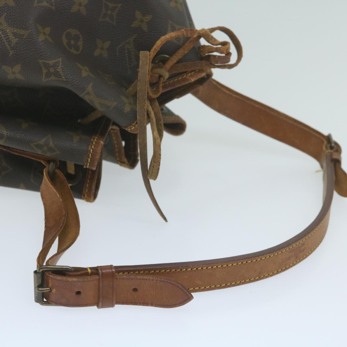 LOUIS VUITTON Monogram Petit Noe Shoulder Bag M42226 LV 64565