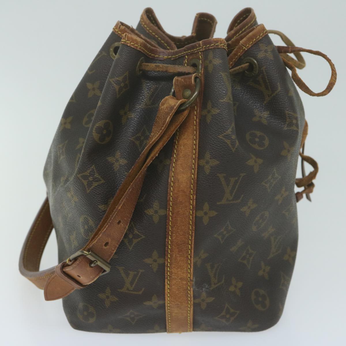 LOUIS VUITTON Monogram Petit Noe Shoulder Bag M42226 LV 64565