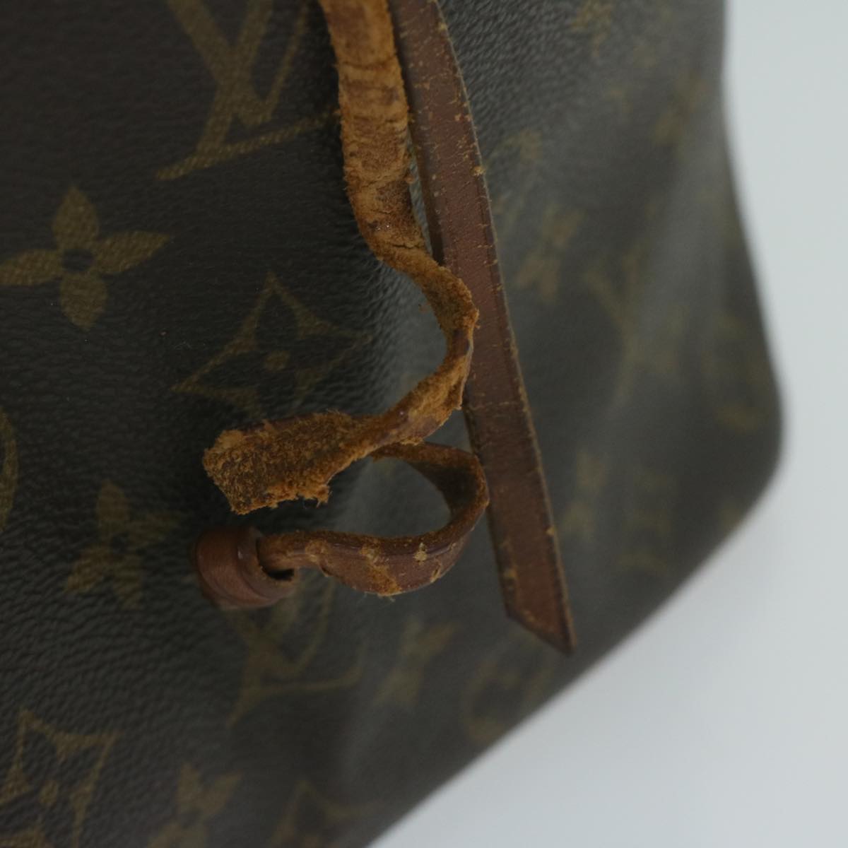 LOUIS VUITTON Monogram Petit Noe Shoulder Bag M42226 LV 64565