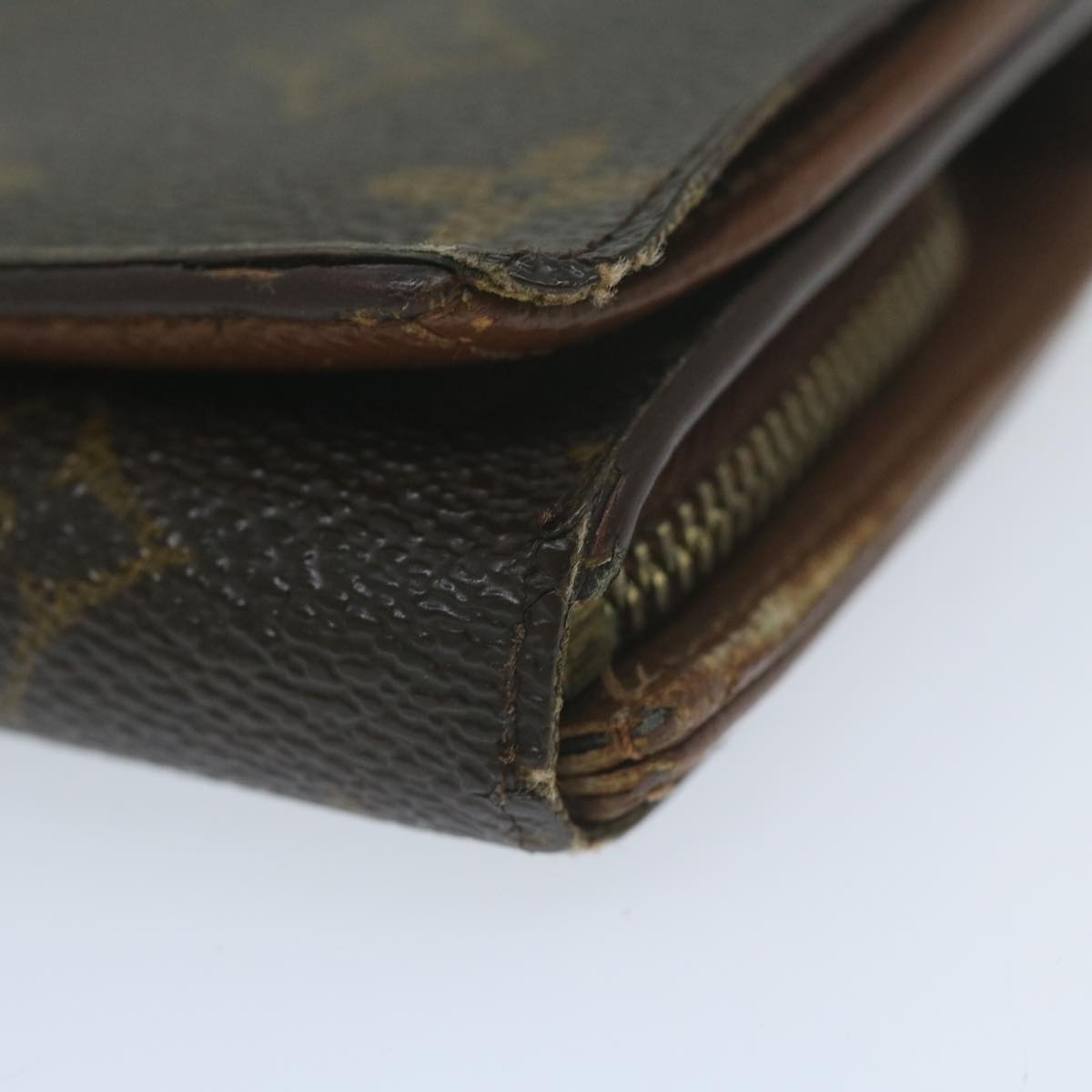 LOUIS VUITTON Monogram Porte Monnaie Billets Tresor Wallet M61730 64628