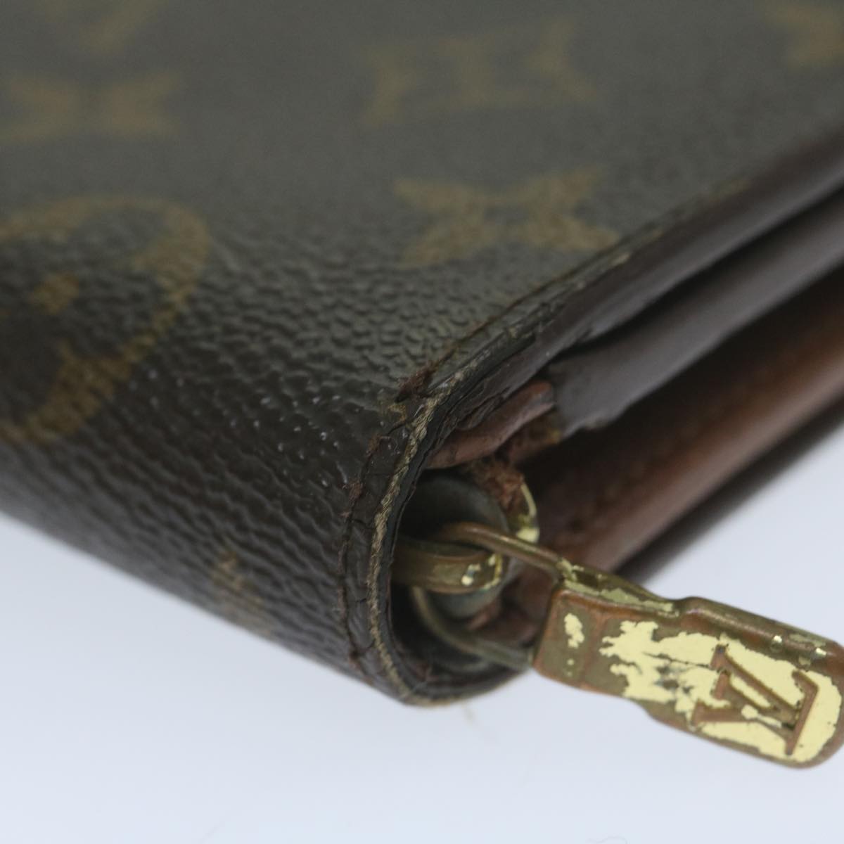 LOUIS VUITTON Monogram Porte Monnaie Billets Tresor Wallet M61730 64628
