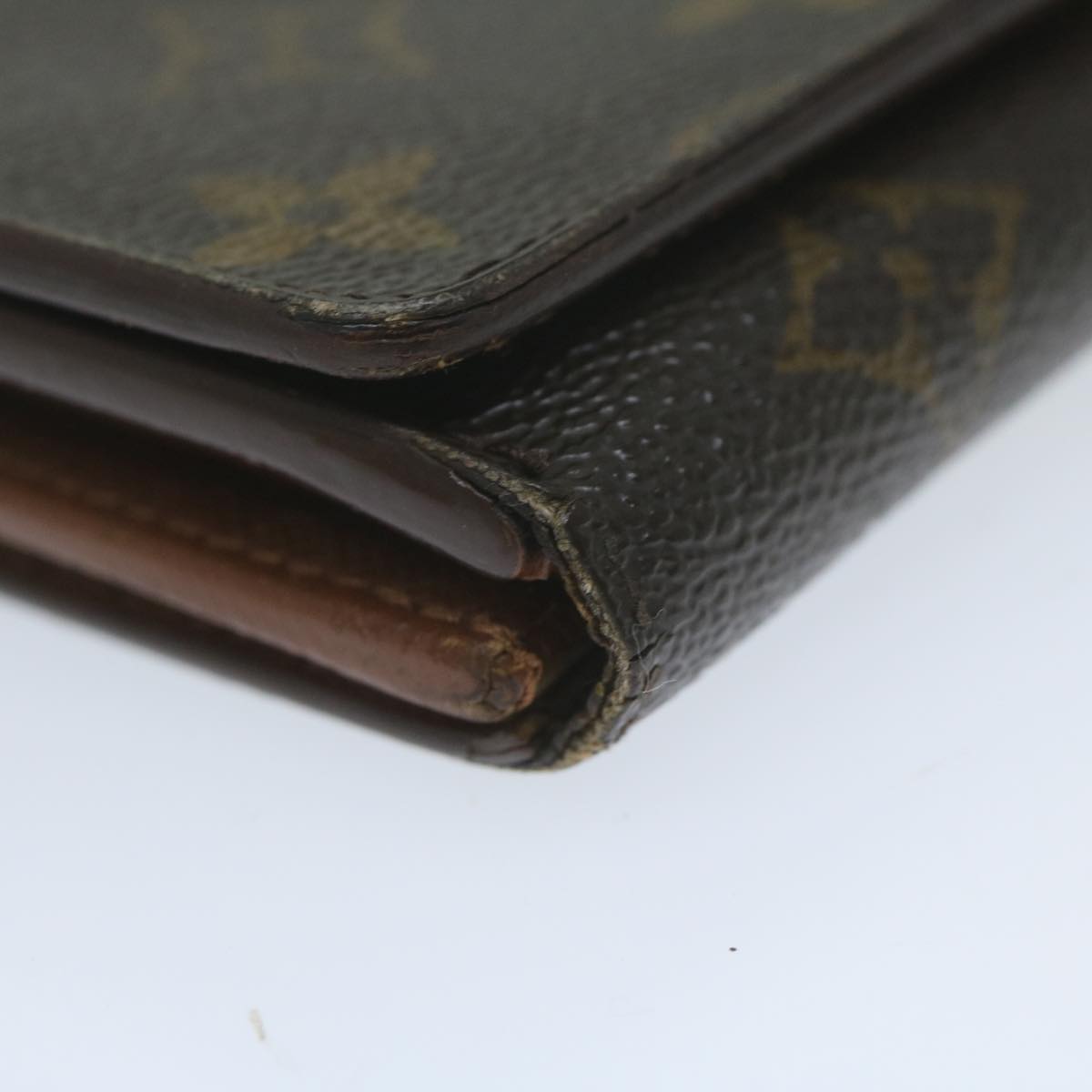 LOUIS VUITTON Monogram Porte Monnaie Billets Tresor Wallet M61730 64628