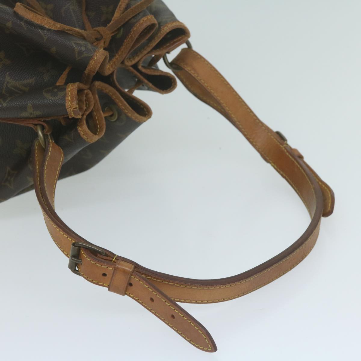 LOUIS VUITTON Monogram Noe Shoulder Bag M42224 LV 64747