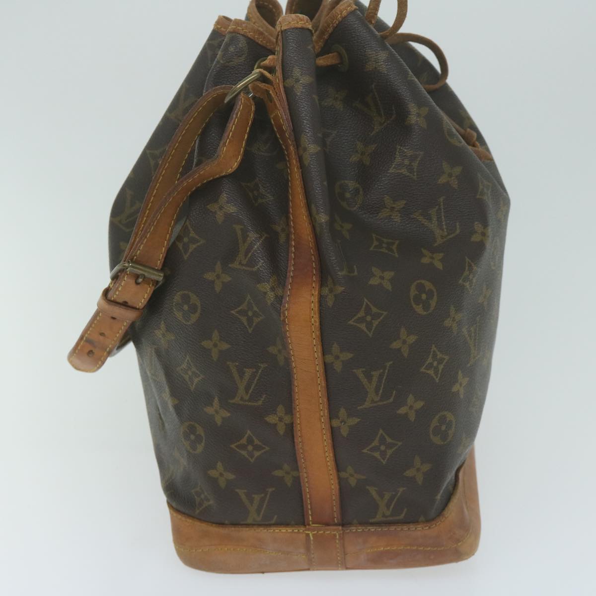 LOUIS VUITTON Monogram Noe Shoulder Bag M42224 LV 64747
