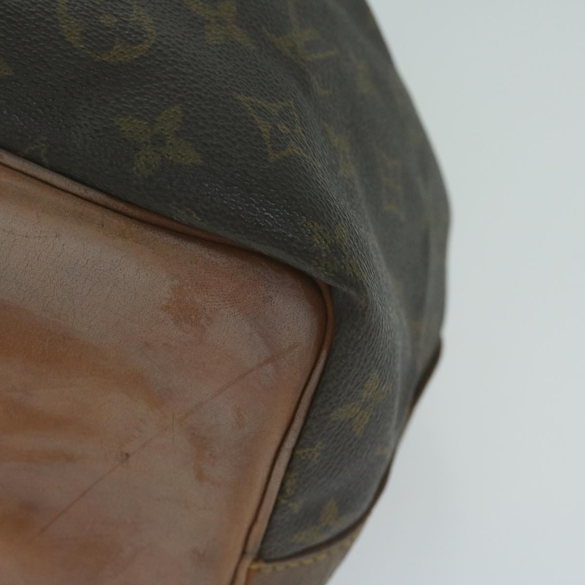 LOUIS VUITTON Monogram Petit Noe Shoulder Bag M42226 LV 64748