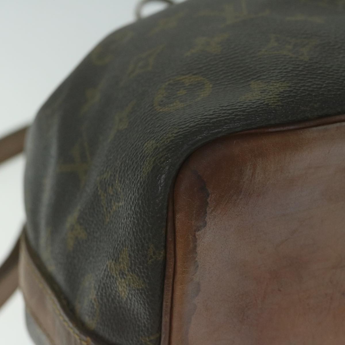 LOUIS VUITTON Monogram Petit Noe Shoulder Bag M42226 LV 64748
