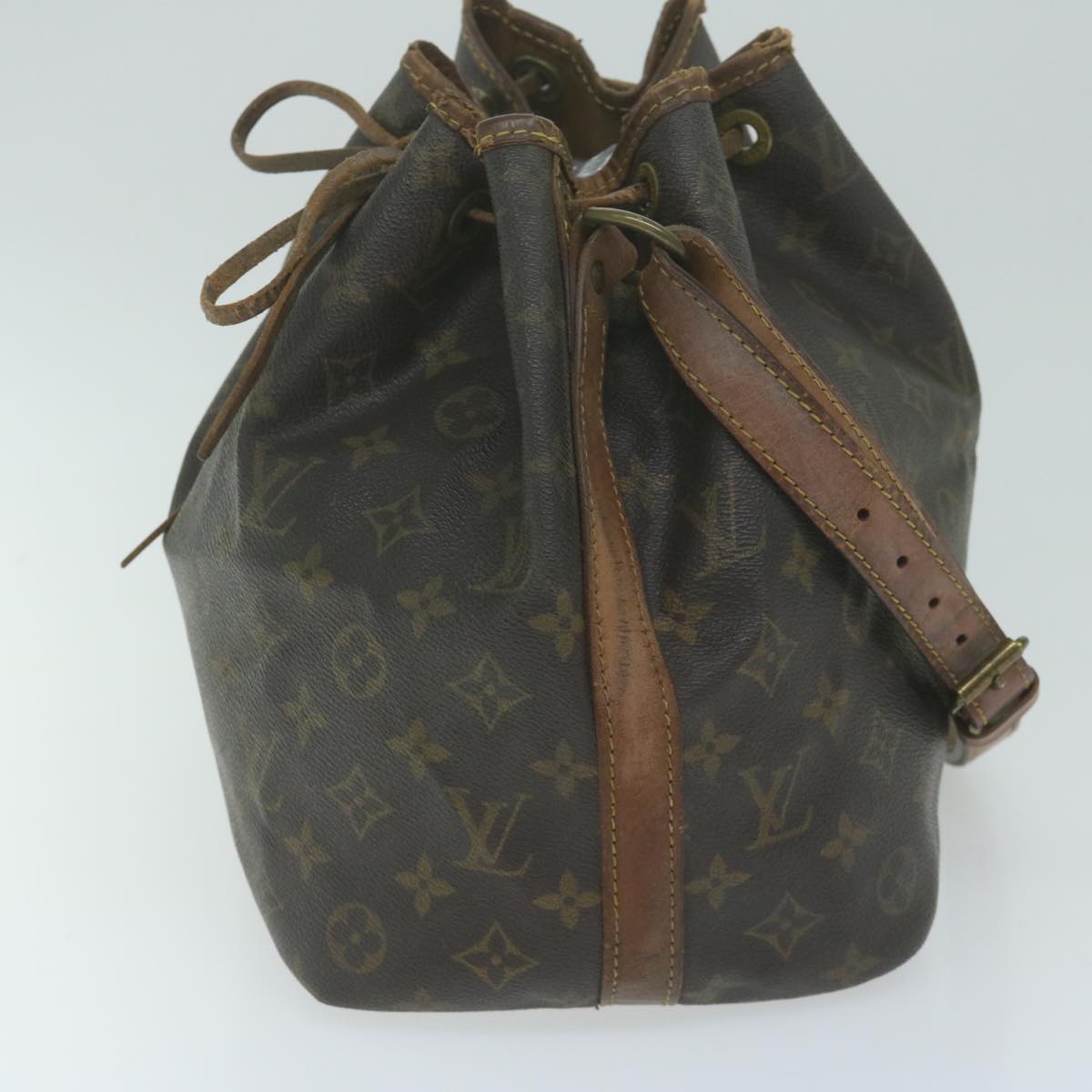 LOUIS VUITTON Monogram Petit Noe Shoulder Bag M42226 LV 64748