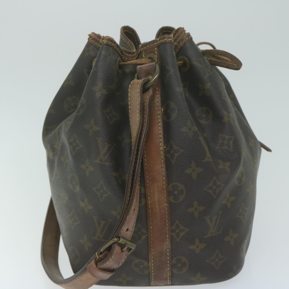 LOUIS VUITTON Monogram Petit Noe Shoulder Bag M42226 LV 64748