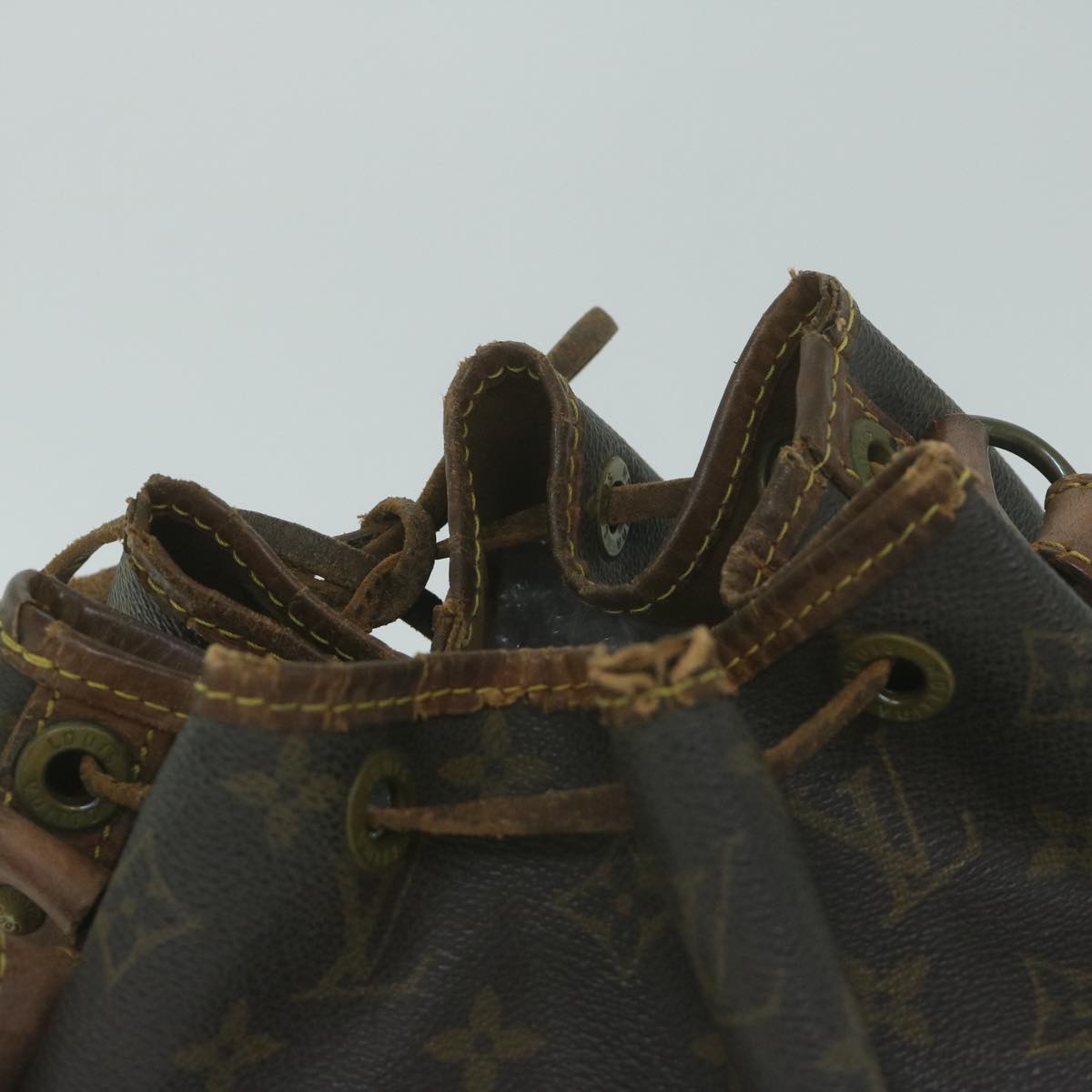 LOUIS VUITTON Monogram Petit Noe Shoulder Bag M42226 LV 64748
