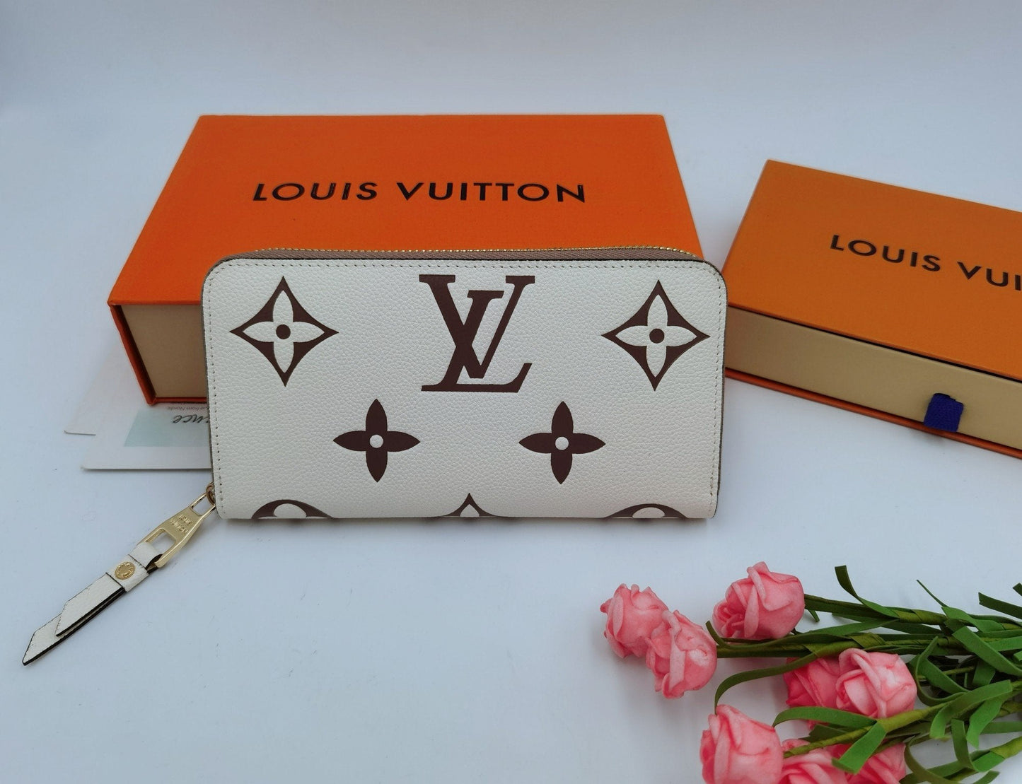 GLM - Top Quality Wallet LUV 002