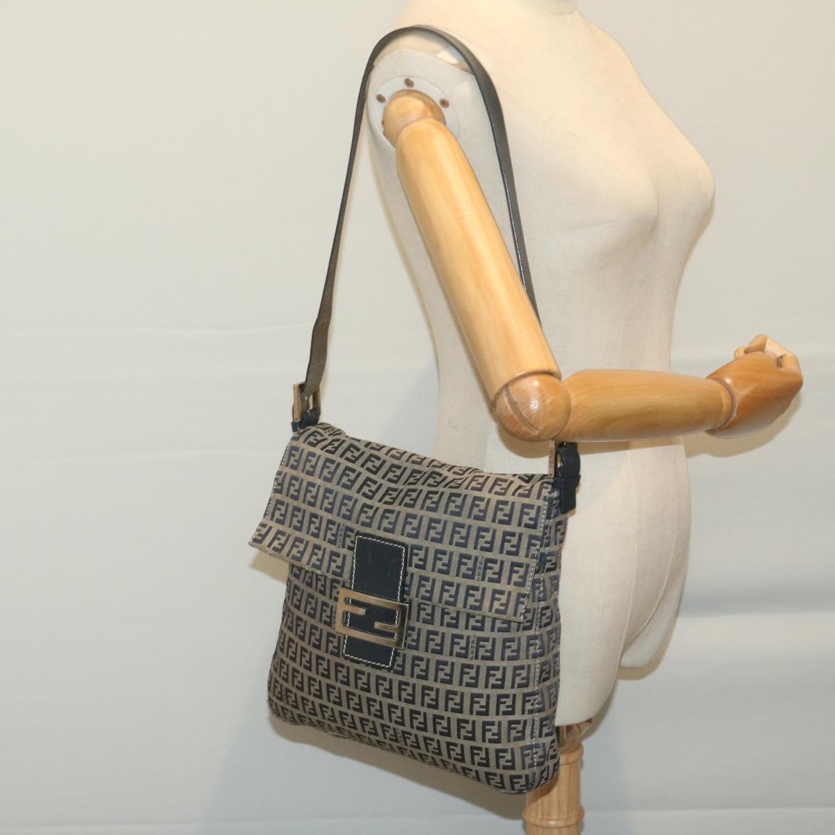 FENDI Zucchino Canvas Mamma Baguette Shoulder Bag Navy 65015