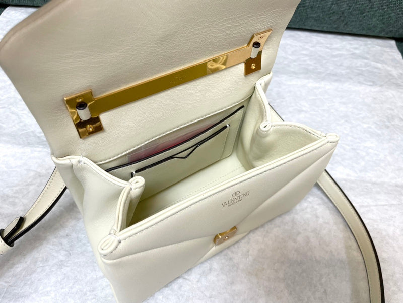 GLM - VEL Bags - 030