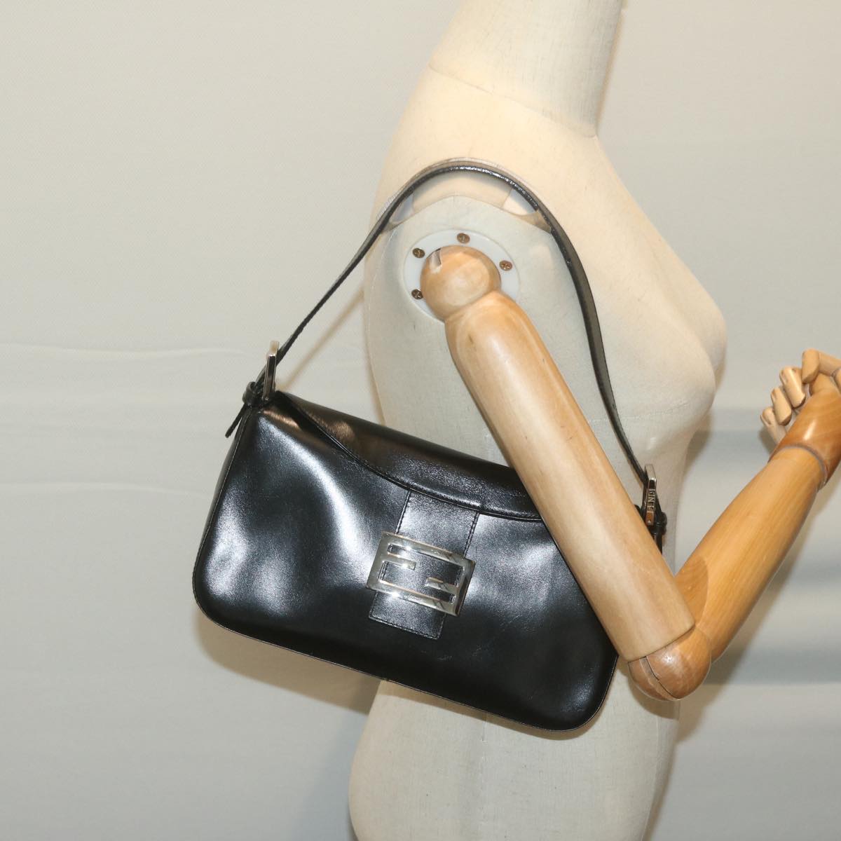 FENDI Mamma Baguette Shoulder Bag Leather Black 65756