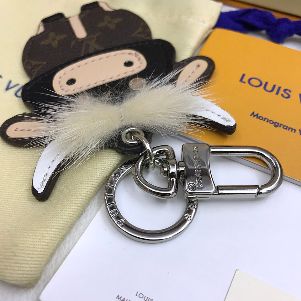 GLM -Top Quality Keychains LUV 080