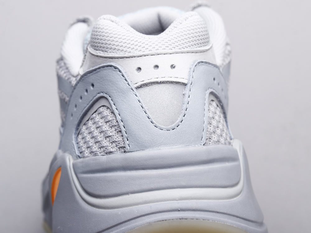GLM - Yzy 700 Inertia 2.0 Sneaker