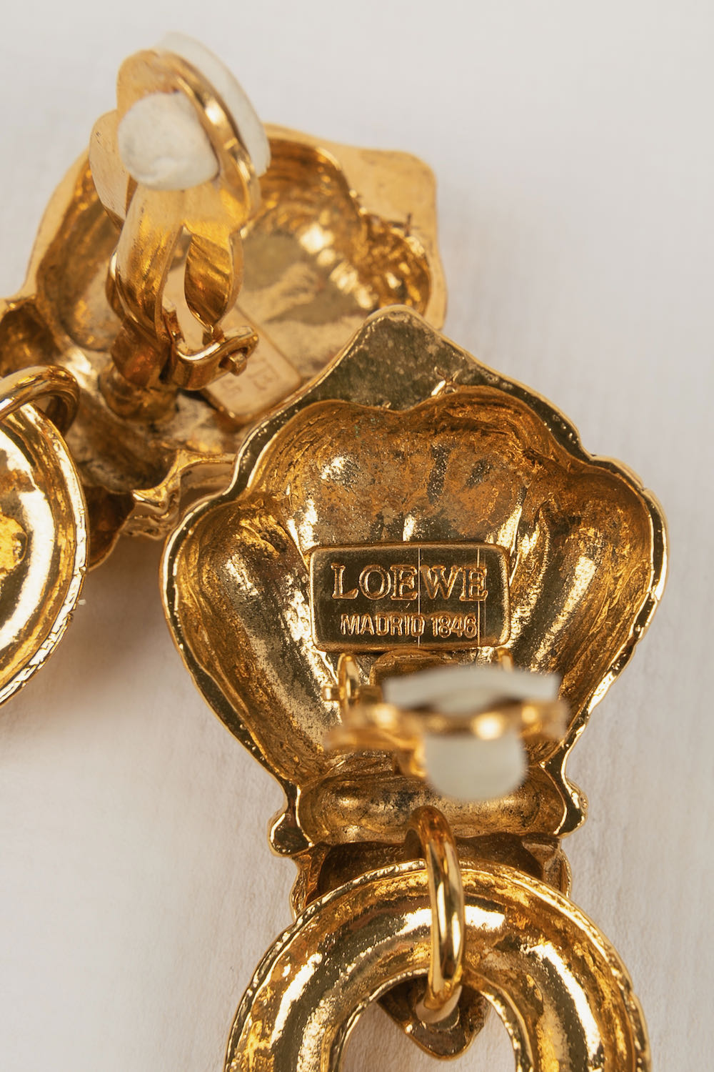 Boucles d'oreilles Loewe