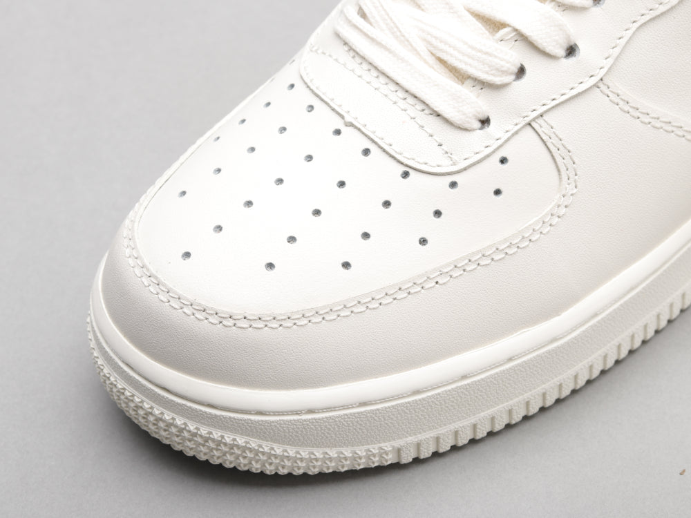 GLM - AF1 retro white red low top