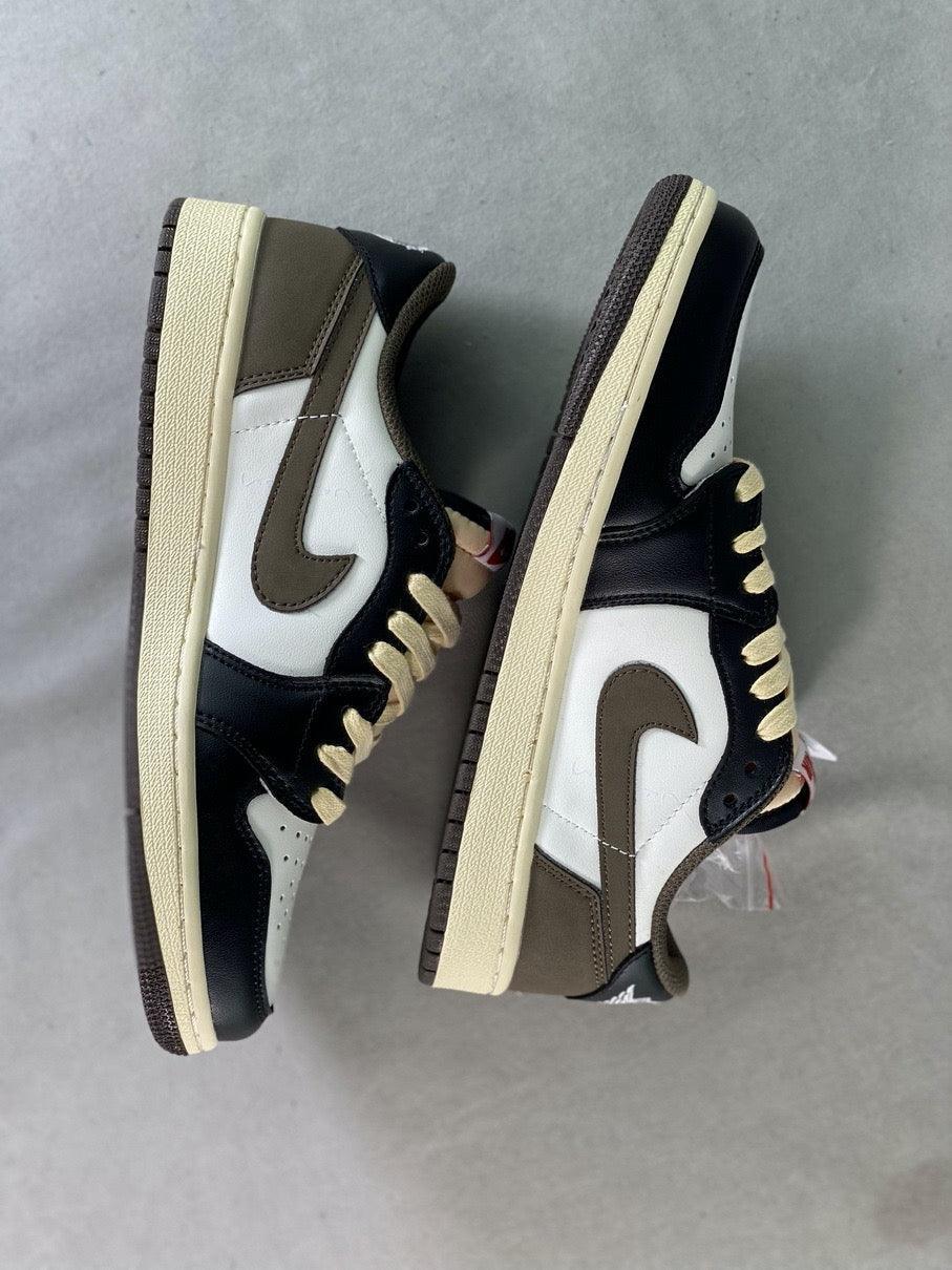 Designer Travis Scott Ãƒâ€” Air Jordan 1 Low OG Ã¢â‚¬Å“Reverse M CQ4277 105