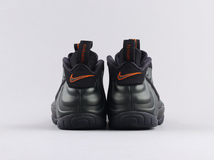 GLM - NKE Hardaway Foam black red bubble