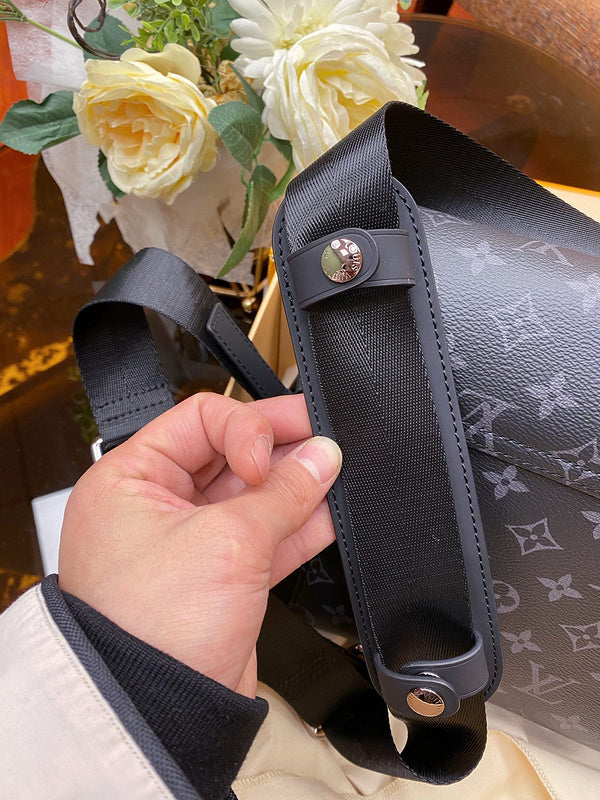 LOV2 Bags - Fashion Bags  2736